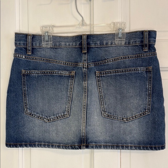 Zara Button Front Denim. Mini Skirt - Picture 5 of 6